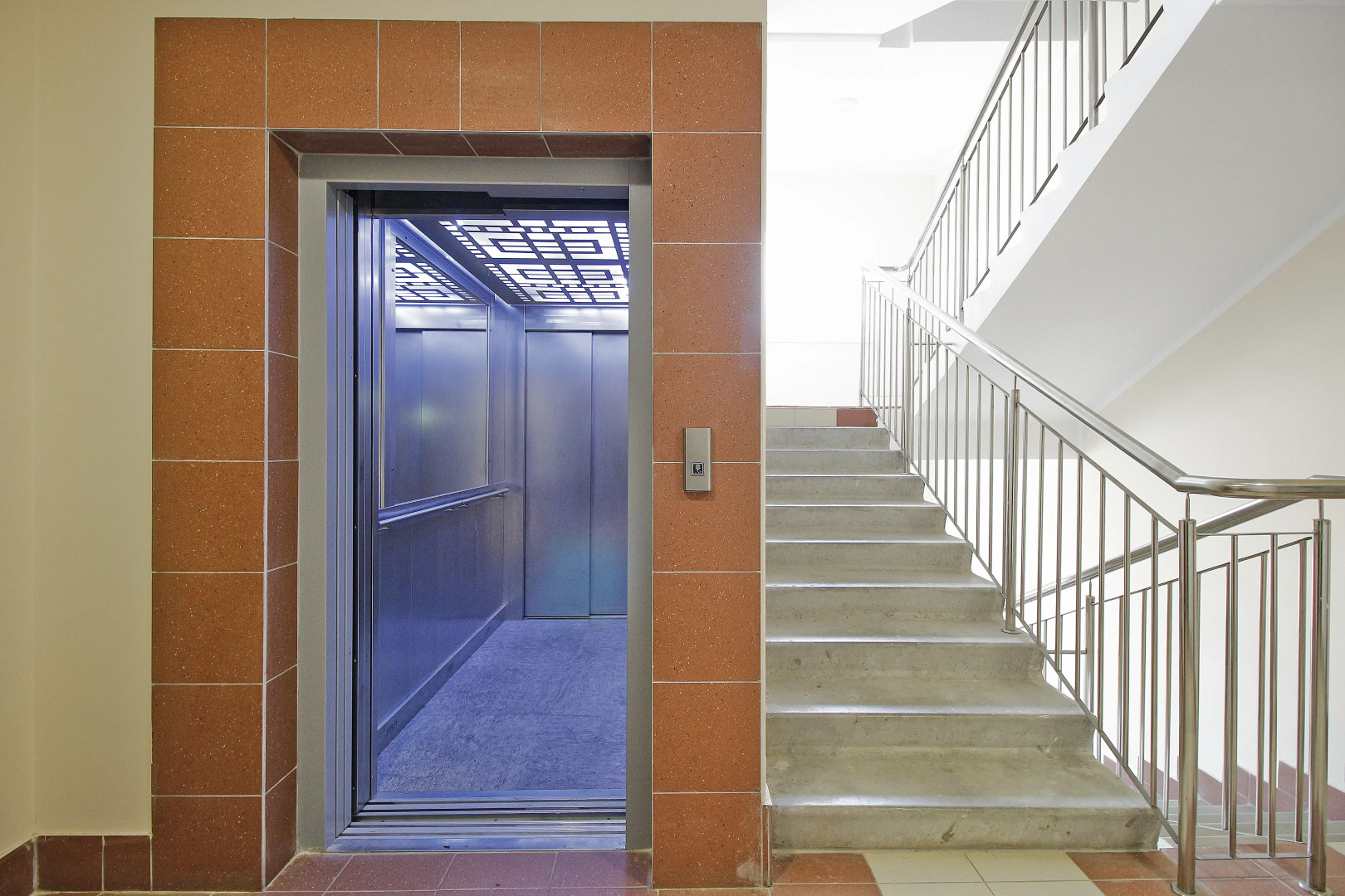 Апартаменты на Тихой