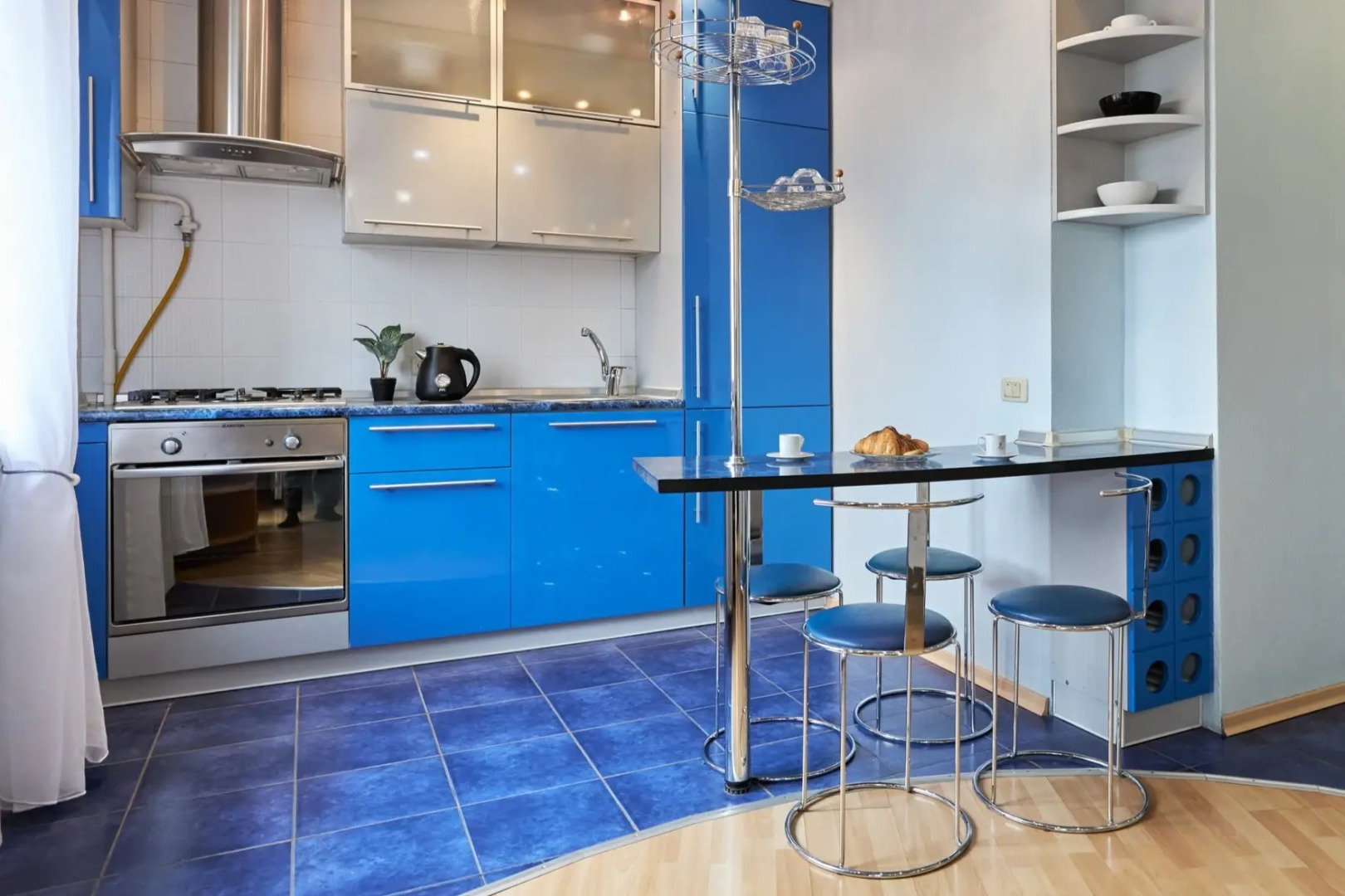 Квартира Замечательная в Центре Города рядом с ДГТУ