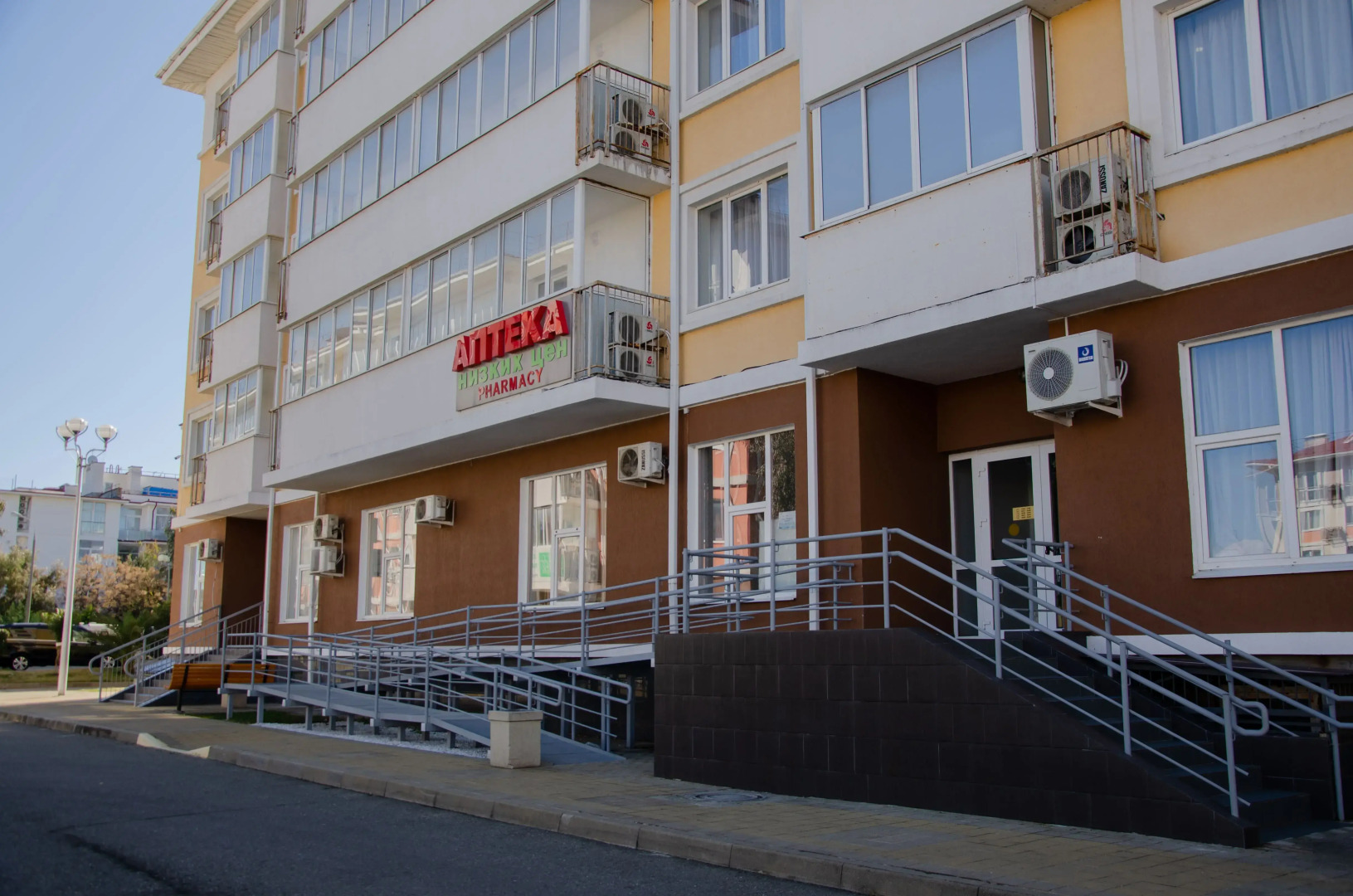 Квартира вместительная с видом на море с тв в каждой комнате и раздельным санузлом