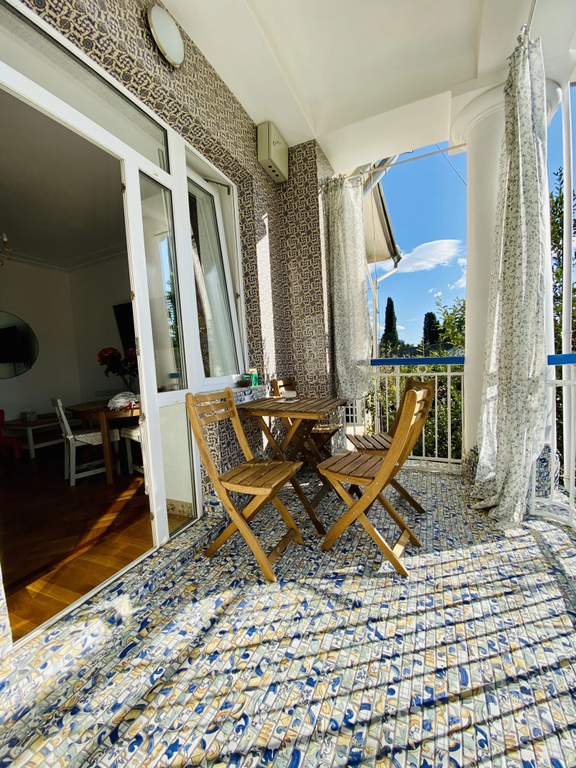 Апартаменты Трехкомнатные  на Соханя 10