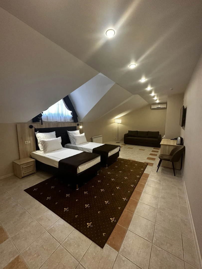 Отель 7 Королей