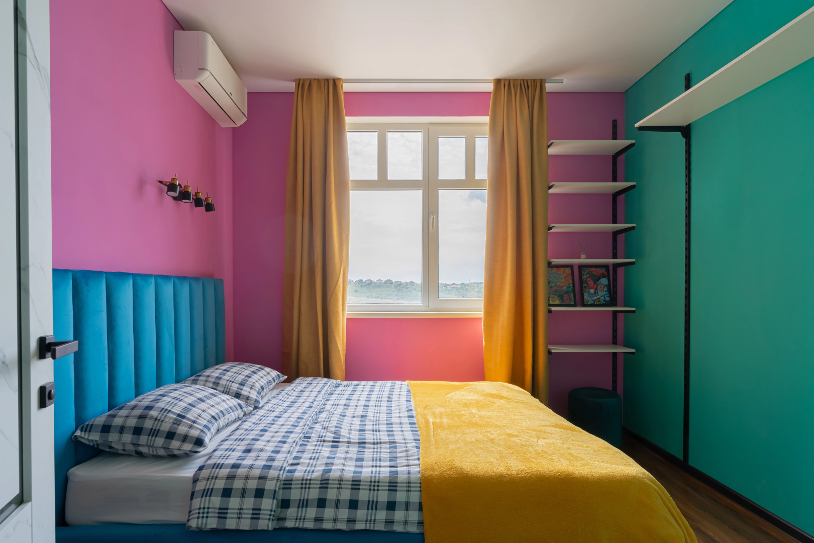 Квартира ЛЮКС Посуточно в ЖК Жигулина Роща