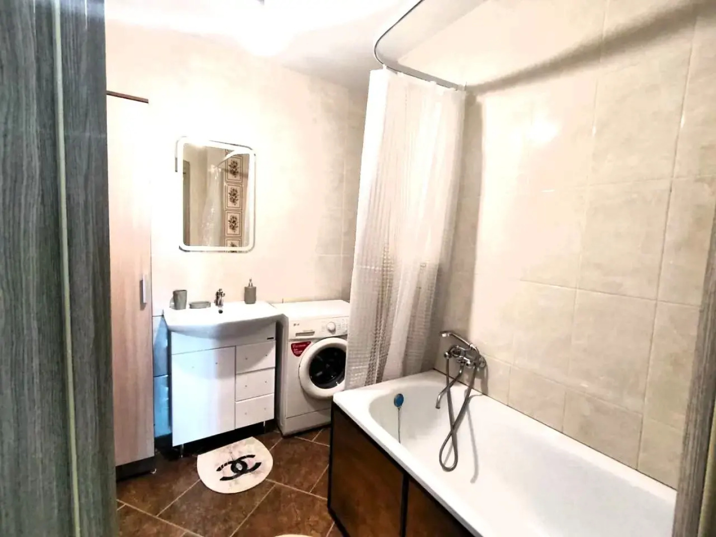 Квартира на Римского-Корсакова с видом на город