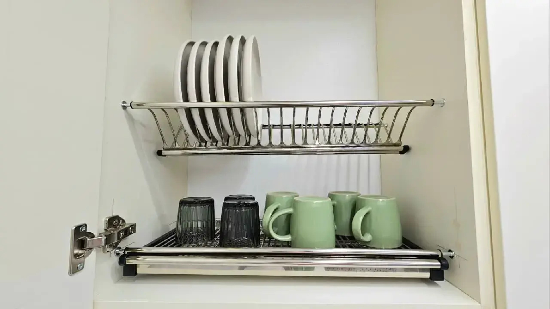 Квартира у Озера Кабан: Стильный Ремонт и Идеальное Расположение!