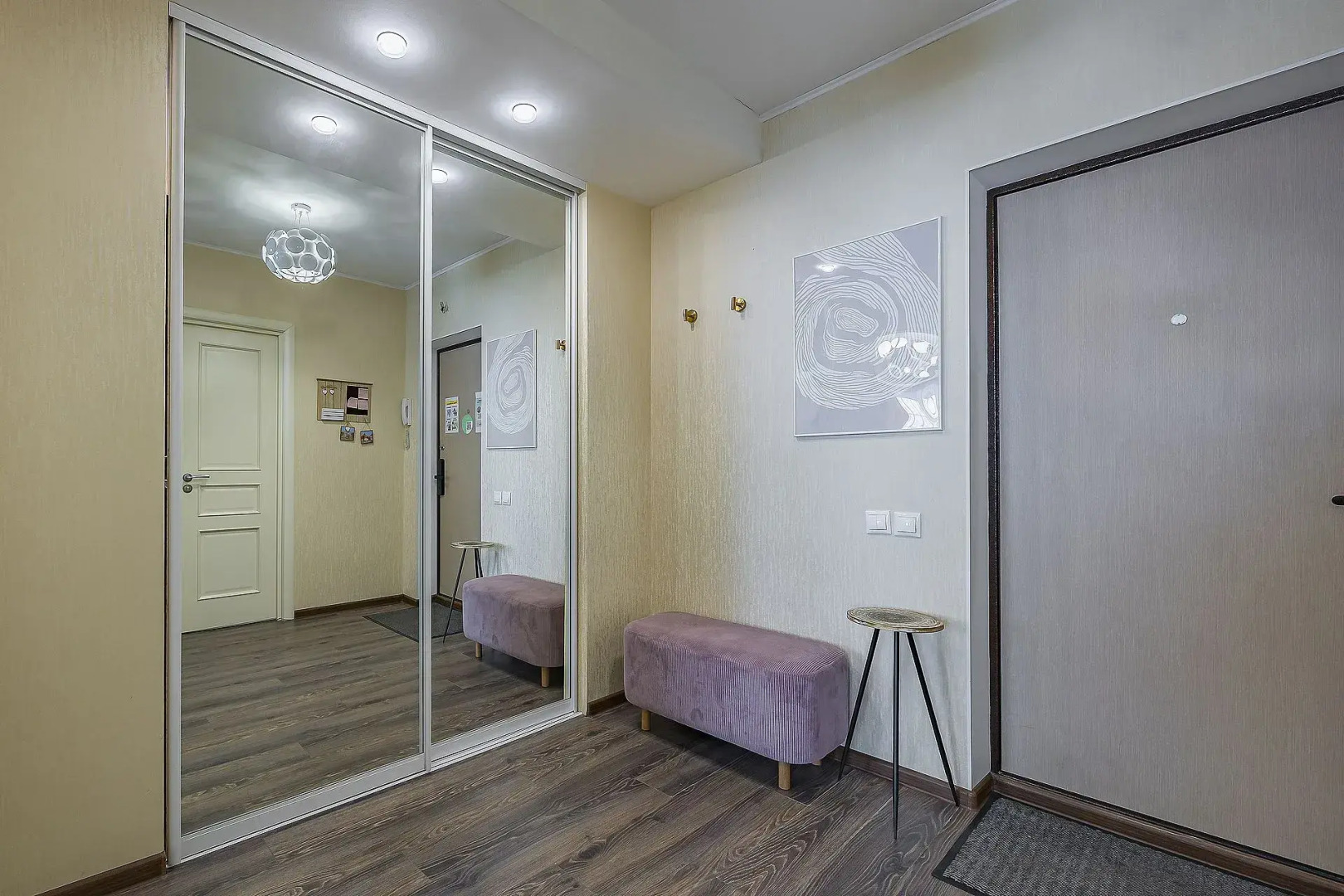 Апартаменты на Карла Маркса 62, с видом на Волгу. м.Стрелка. Сова-Дом