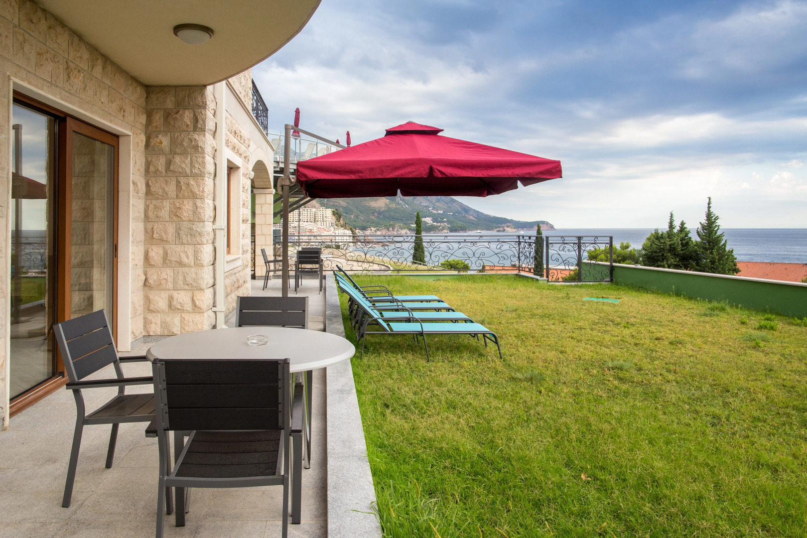 ApartHotel Belvedere Residence