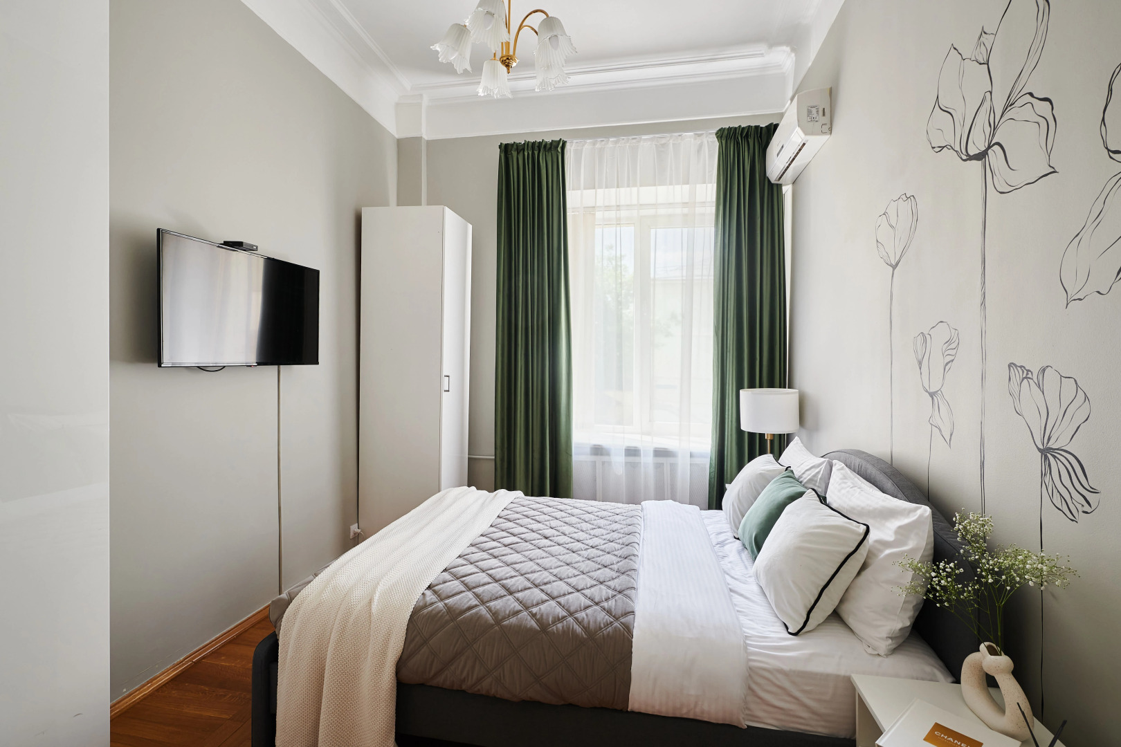 Квартира GM Apartments Шикарная Пятёрка с домашним кинотеатром