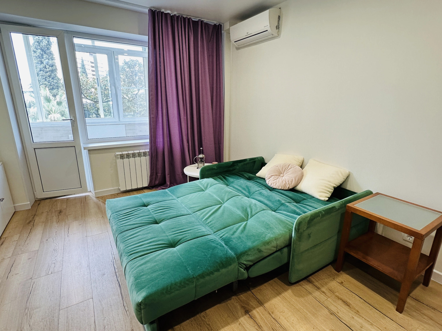 Квартира Цвет Моря на Навагинской 2-комнатная