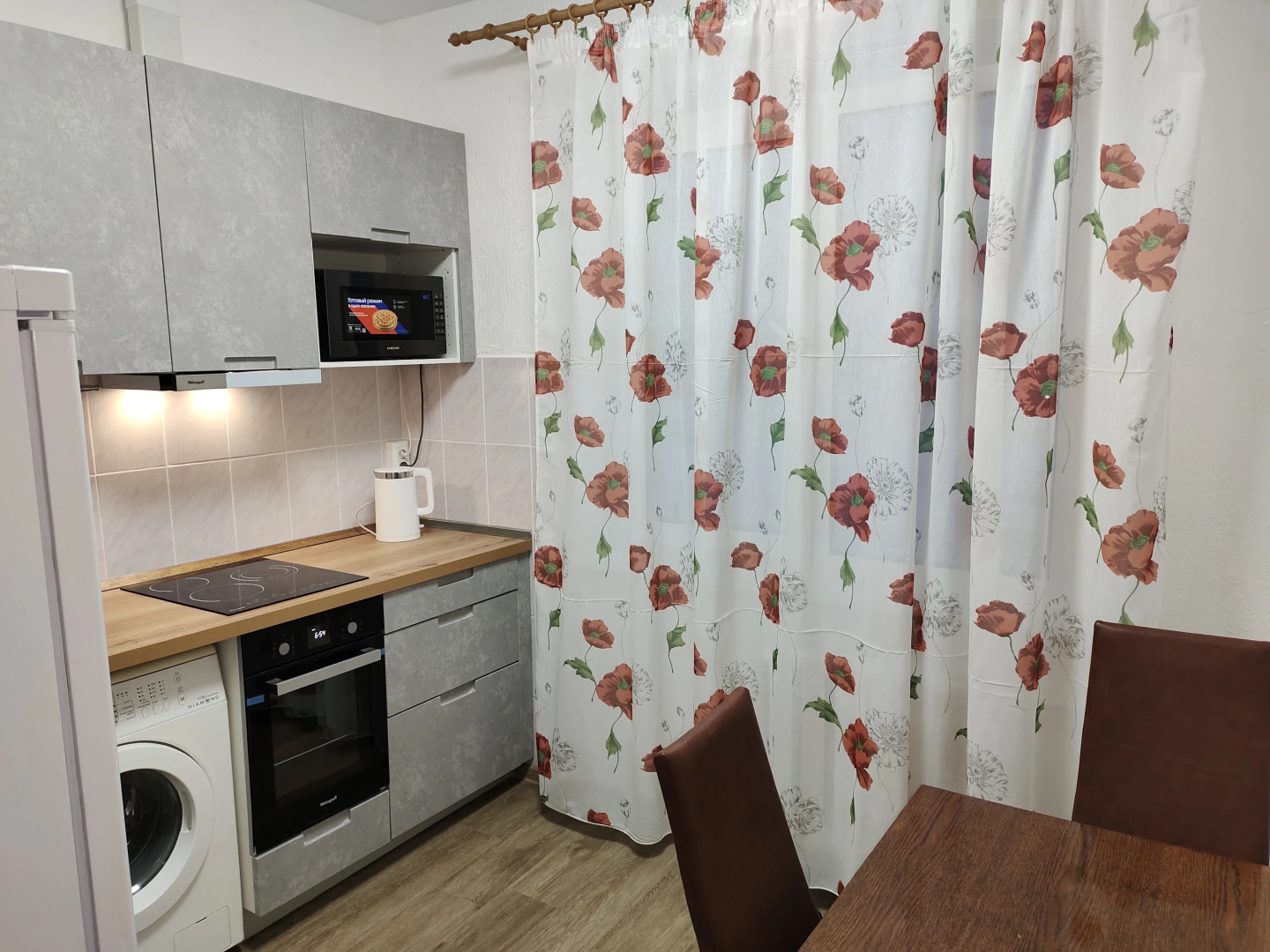 Апартаменты в Апатитах Строителей 37