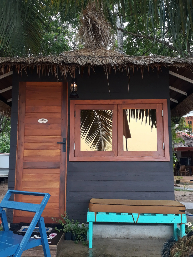 Мини-отель Tomorrowland Beach Villas & Fisherman's Wharf Restaurant