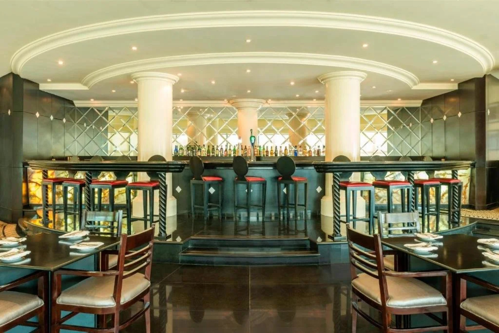 Majestic Cove Hotel