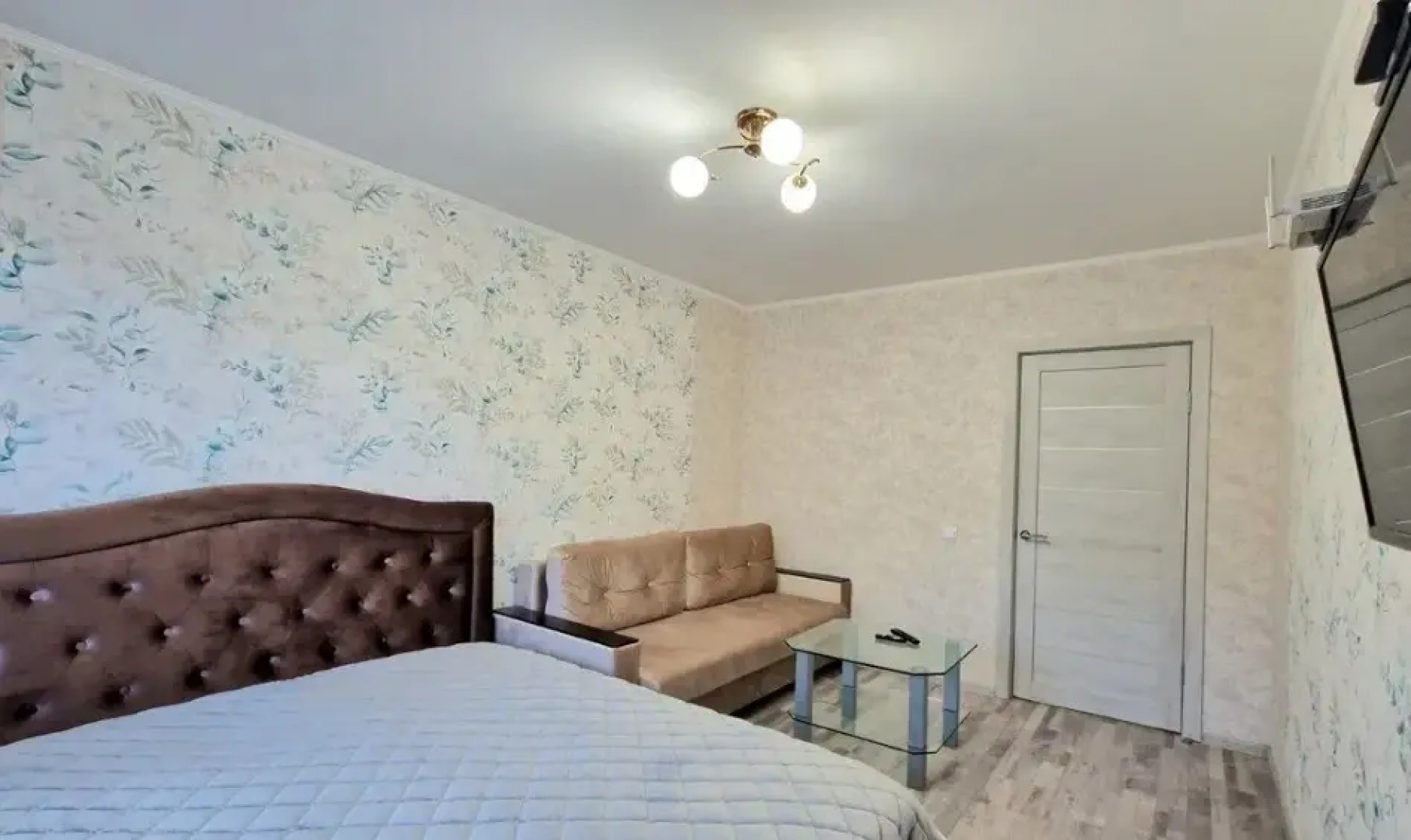 Апартаменты на проспекте Победы 25А