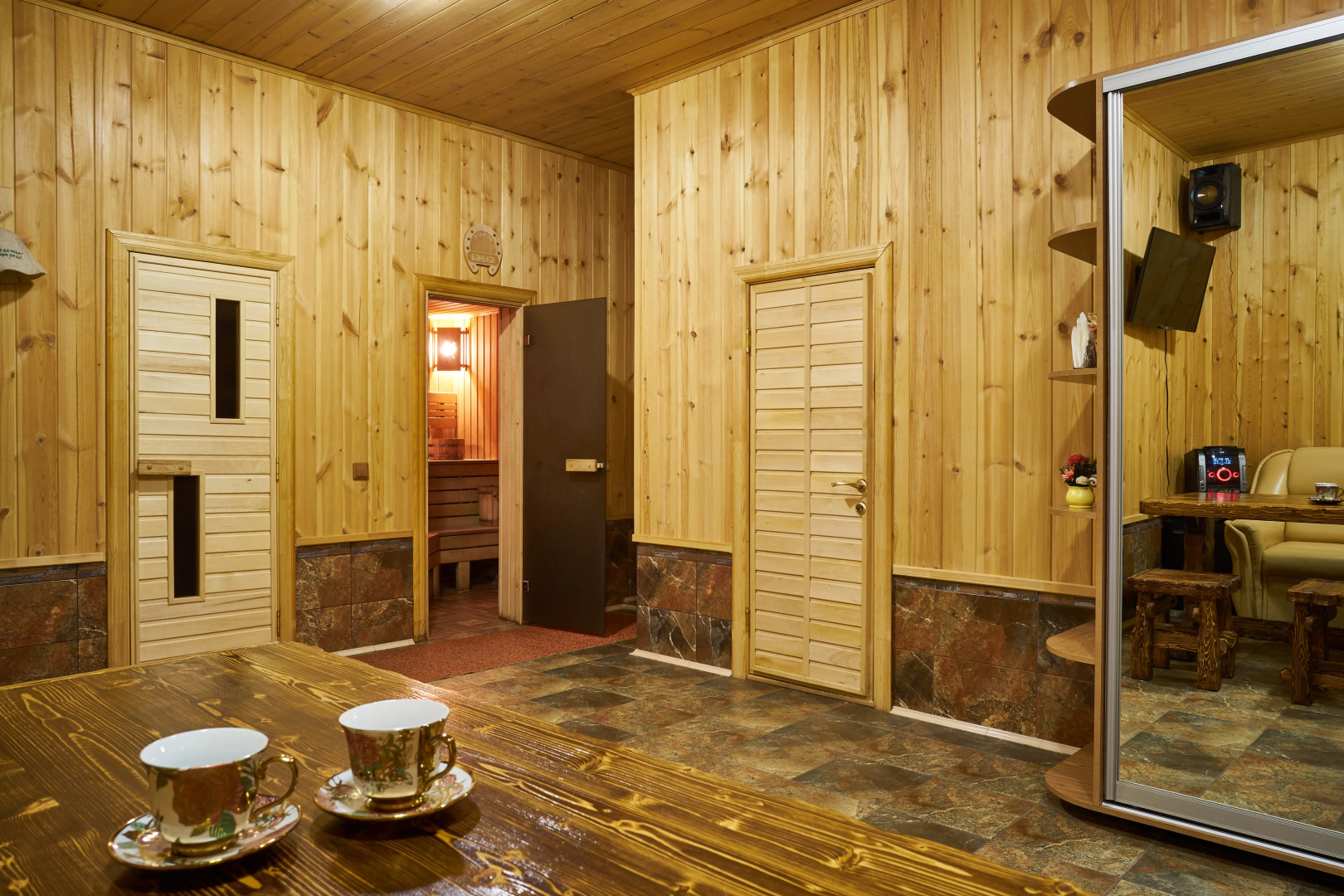 Отель Экстра