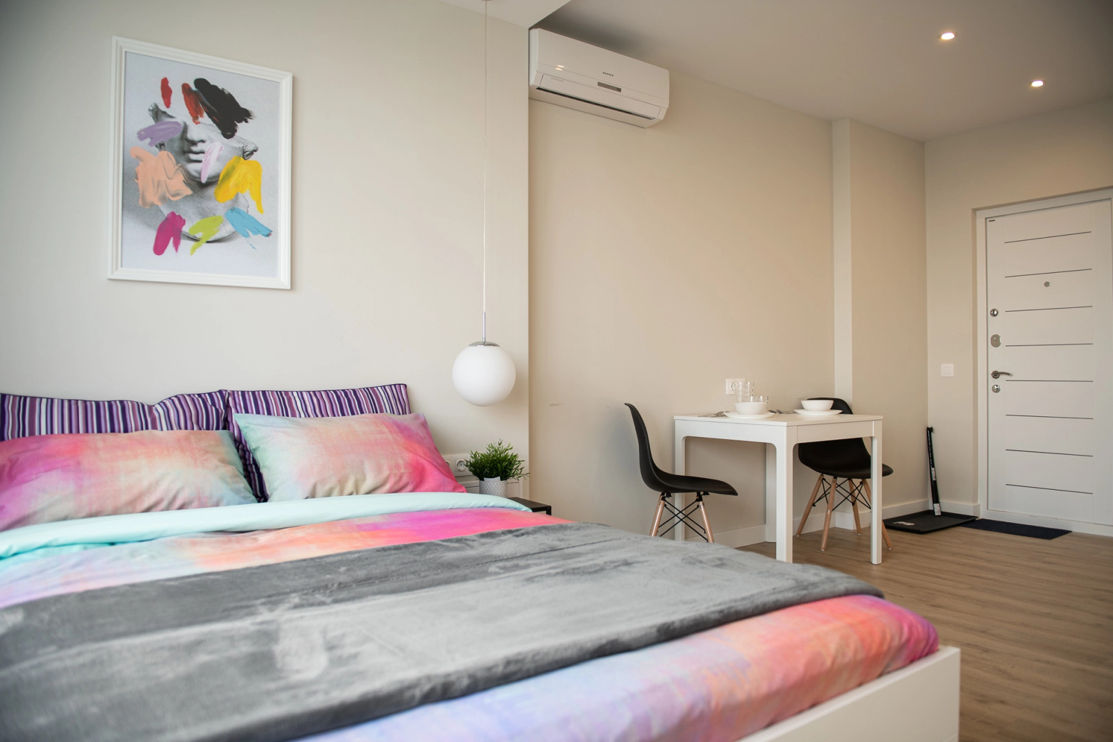 Апартаменты возле Конгресс Холл