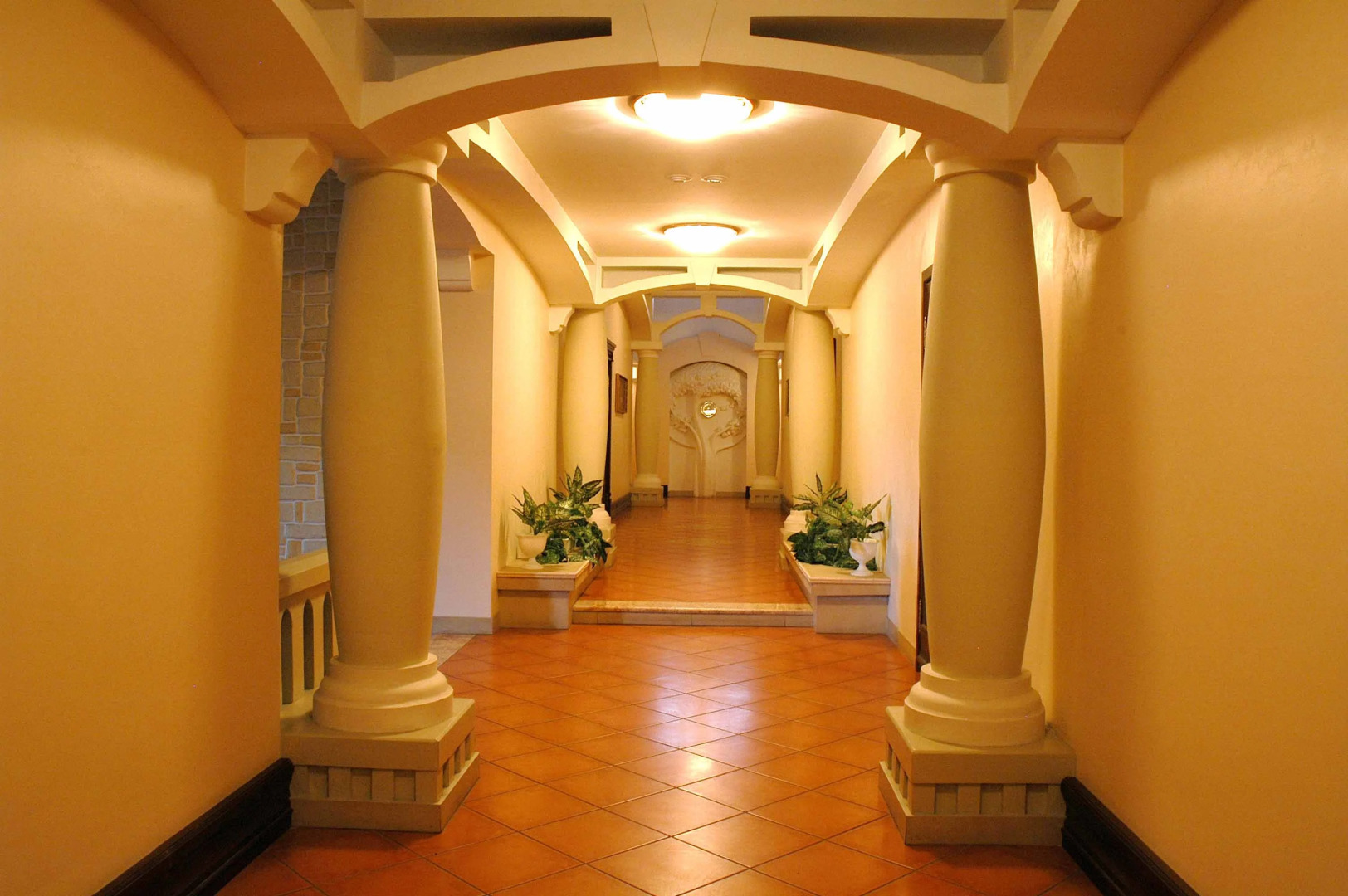 Отель Велес