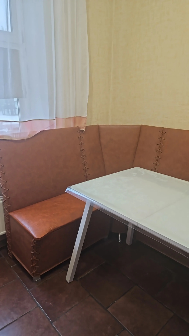 Квартира на Изыскателей 40А