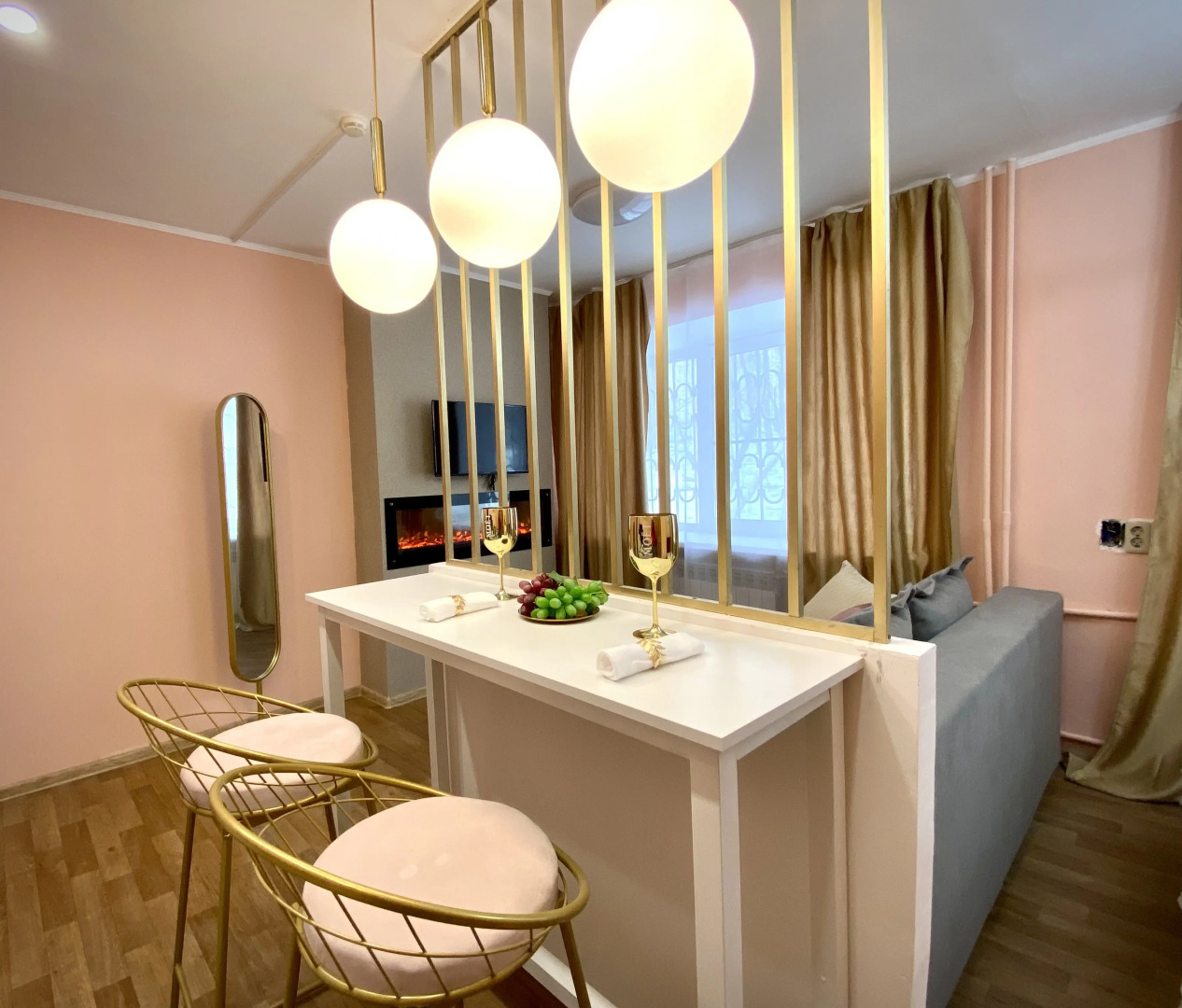 Апартаменты с камином