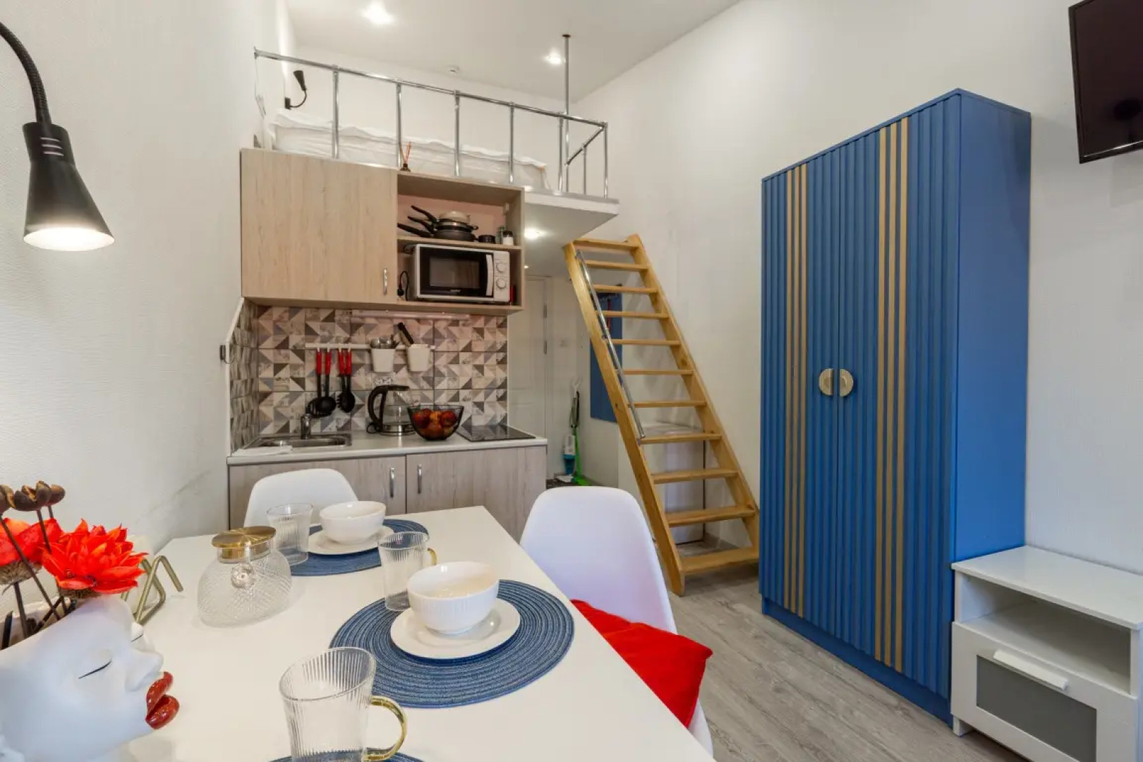 Апартаменты Point U Piter Цвет Настроения