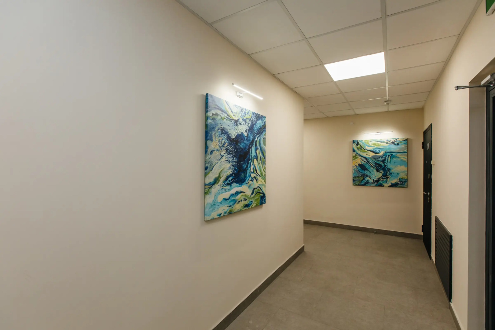 Квартира Комфортная Двухкомнатная с Видом на Реку