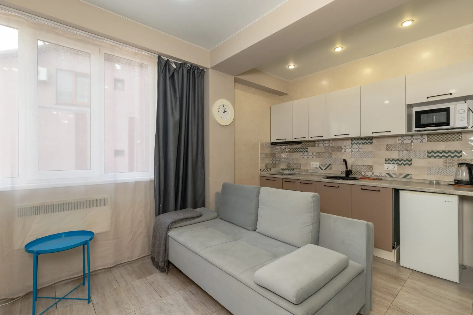 Апартаменты Море Апартаментов на Станиславского 1А-1