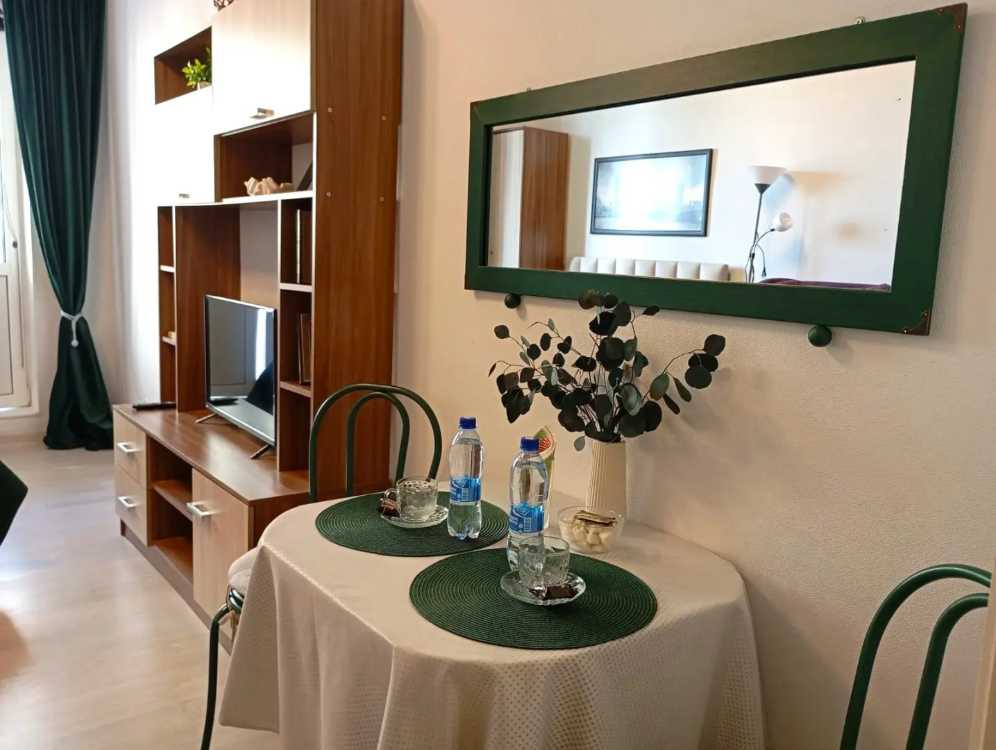 Апартаменты Emerald apart