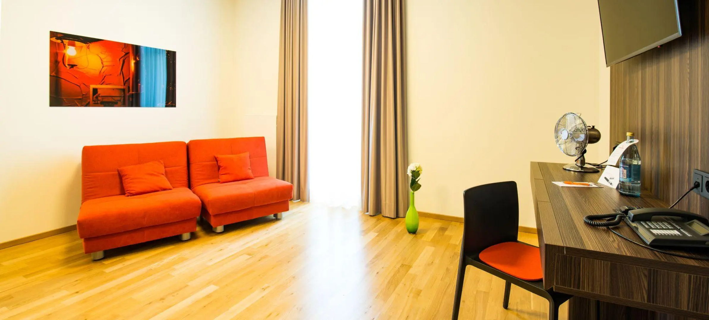 Отель SevenDays BoardingHouse