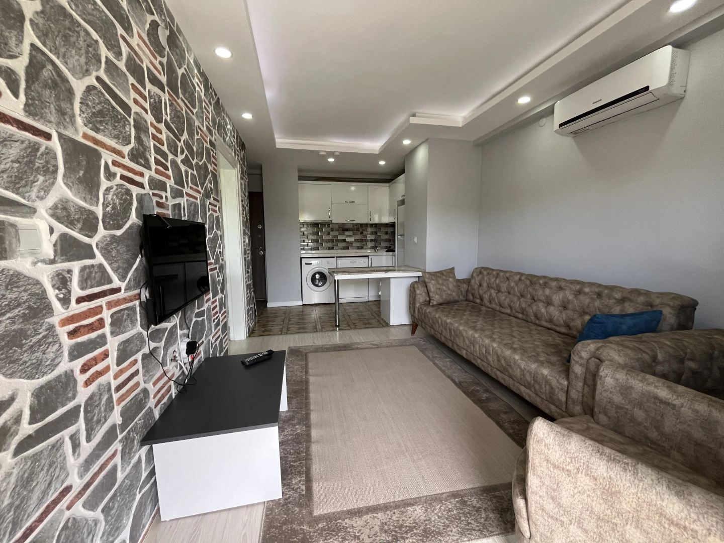 Отель Gardenya Lara Suit