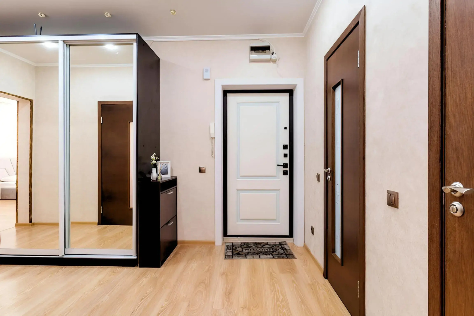 Квартира двухкомнатная Апарт Отелика в Шаговой Доступности от Парка Галицкого