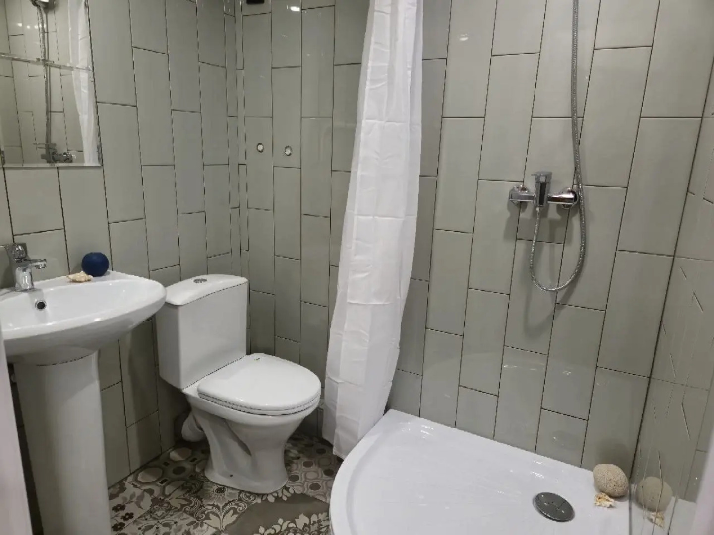 Апартаменты Возле Парка Белые Цветы