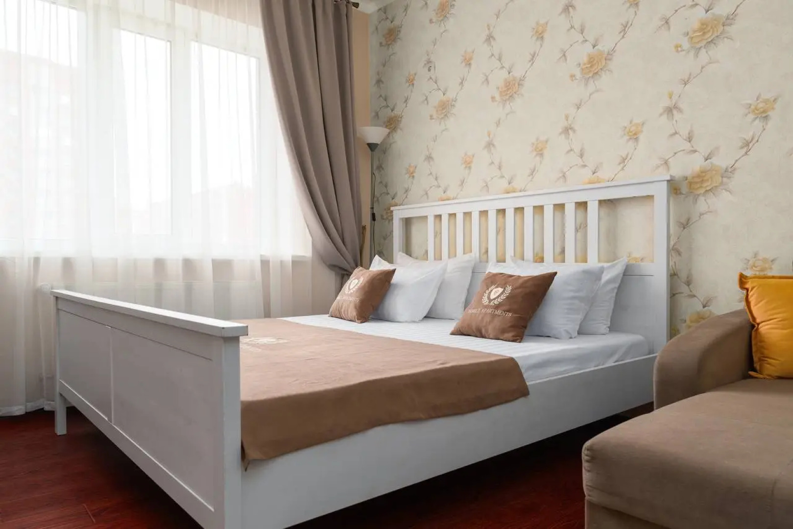 Апартаменты на 8 этаже на Восточно Кругликовской