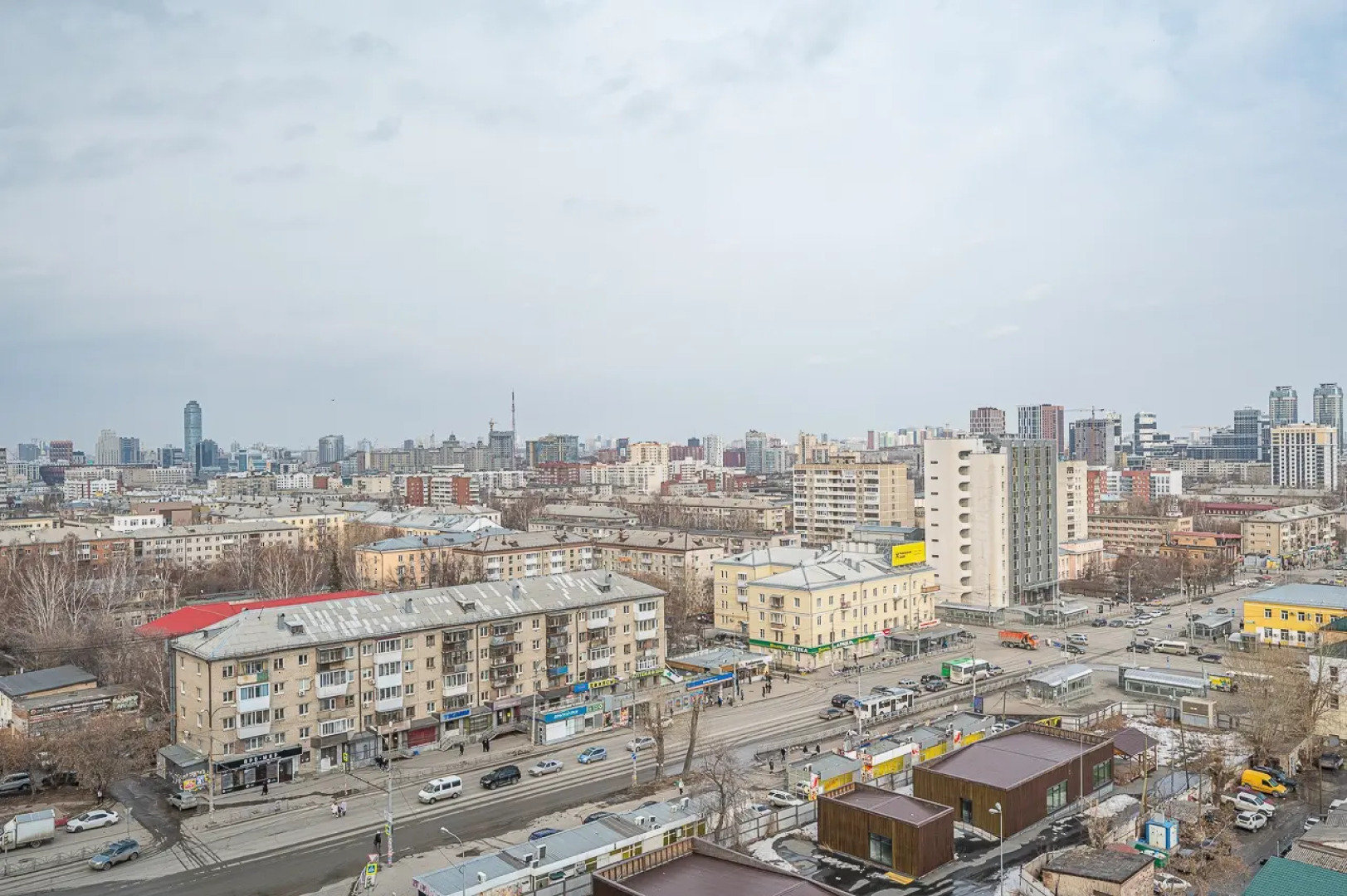 Квартира в это-стиле с потрясающим видом на город и рядом с метро