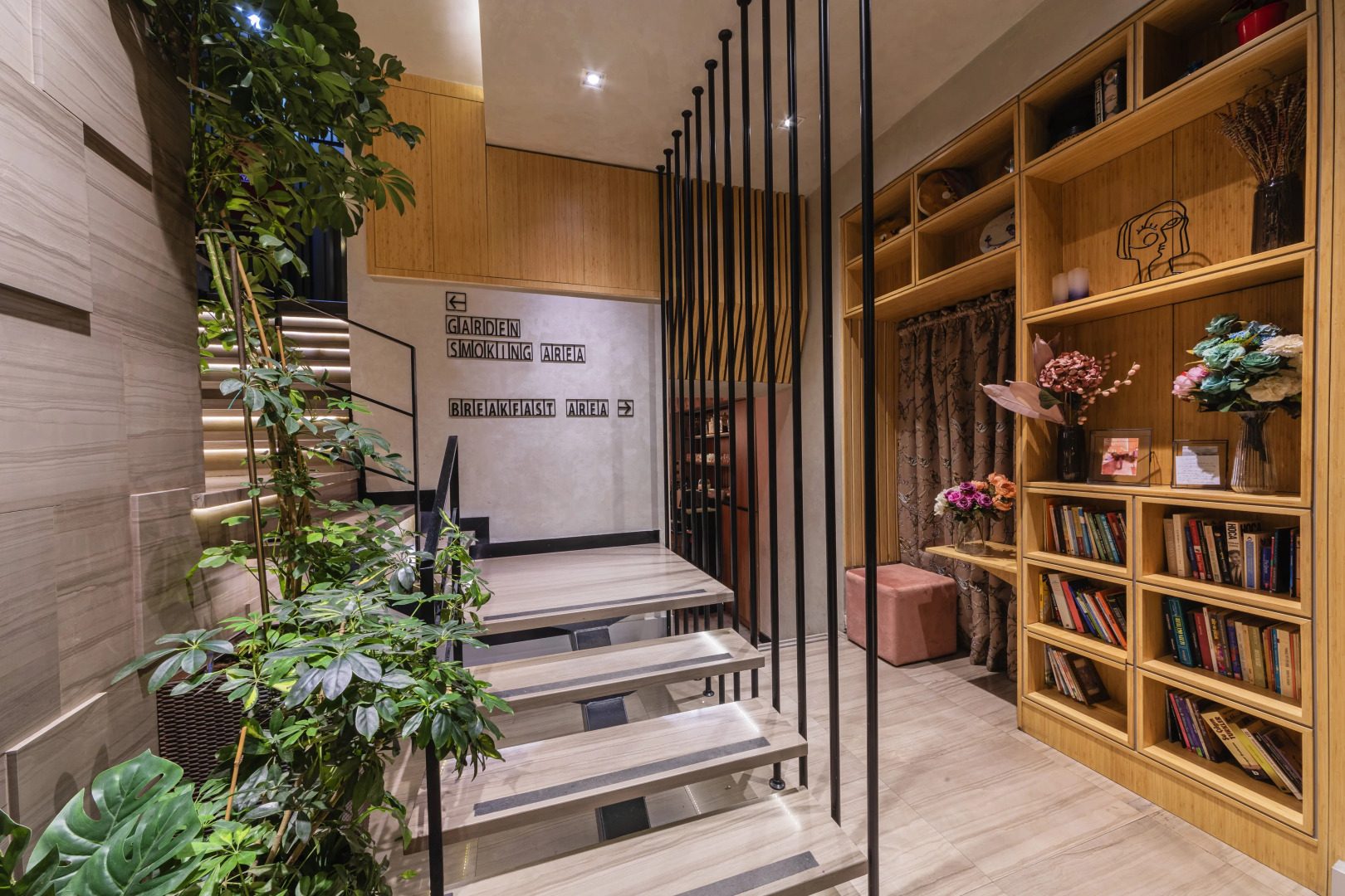 Ayramin Deluxe Hotel