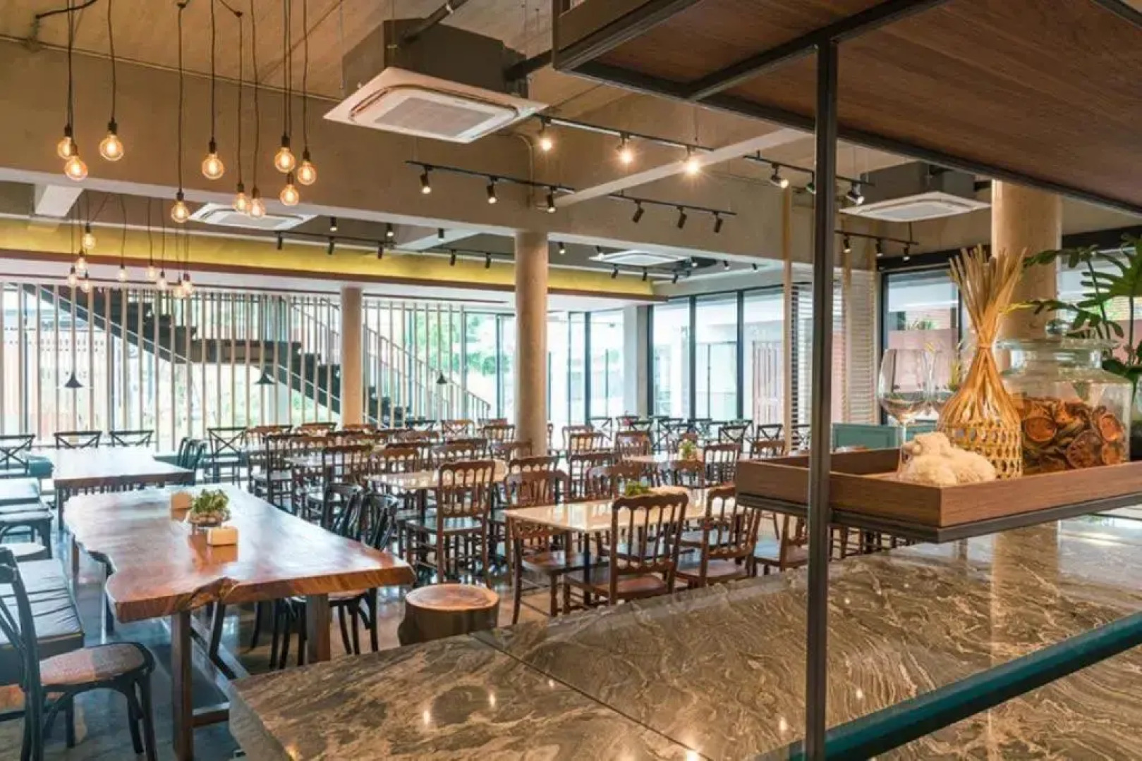 Отель Koon Hotel Sukhumvit