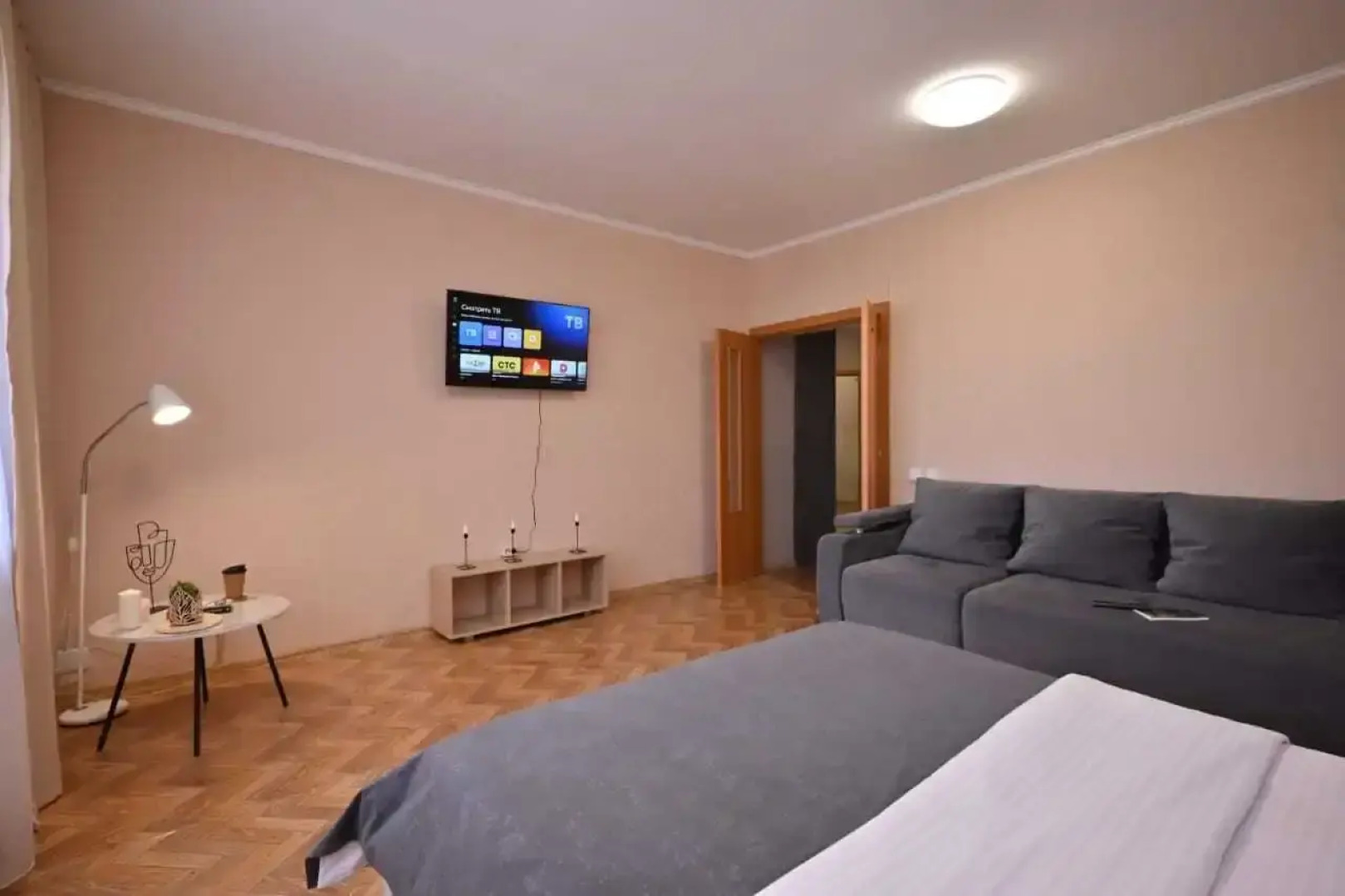 Квартира 2 к Простор напротив ТРЦ Планета