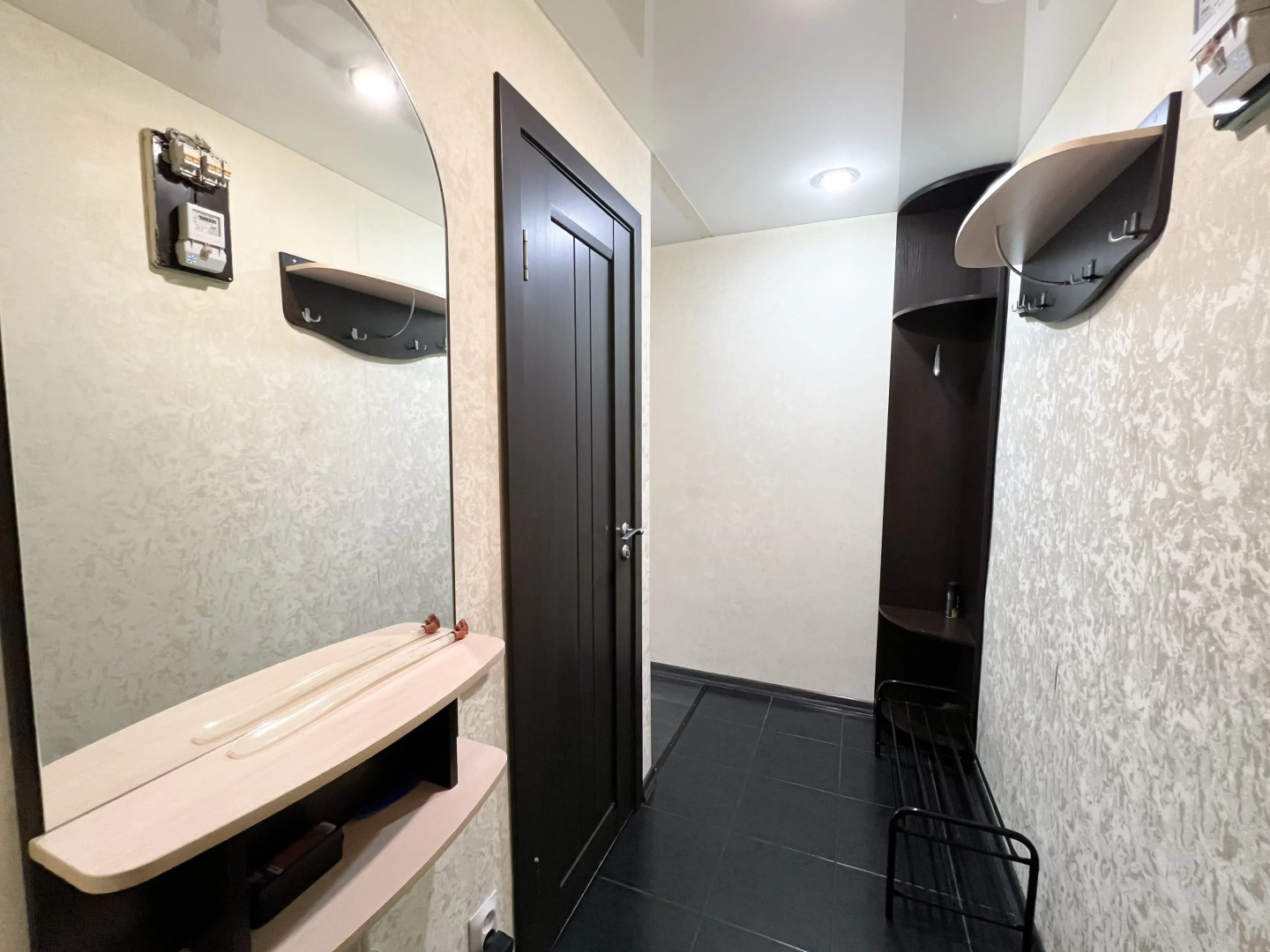 Квартира 2-комнатная на Коминтерна 17