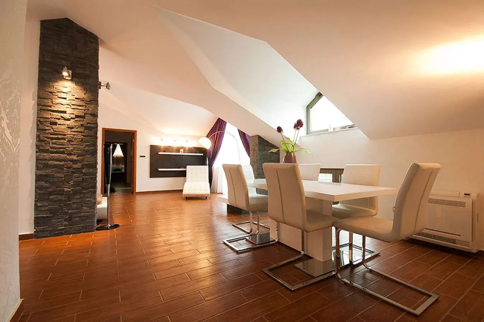 Апартаменты Domador Rooms