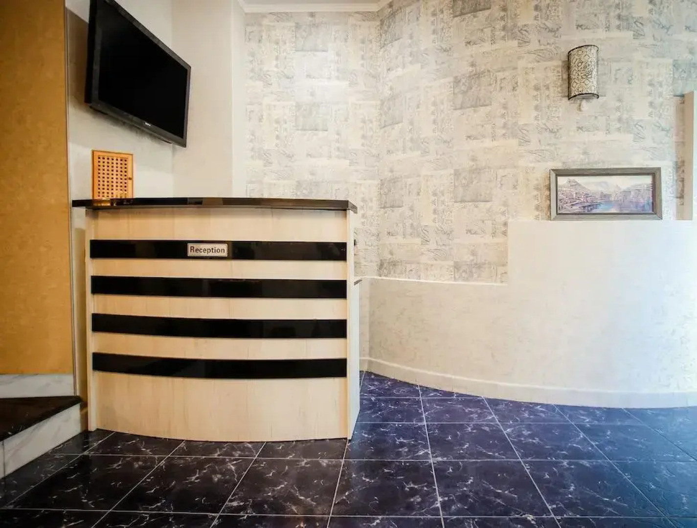 Отель Toma's House