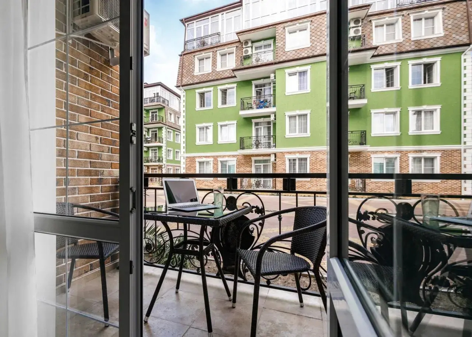 Апартаменты Green house 1