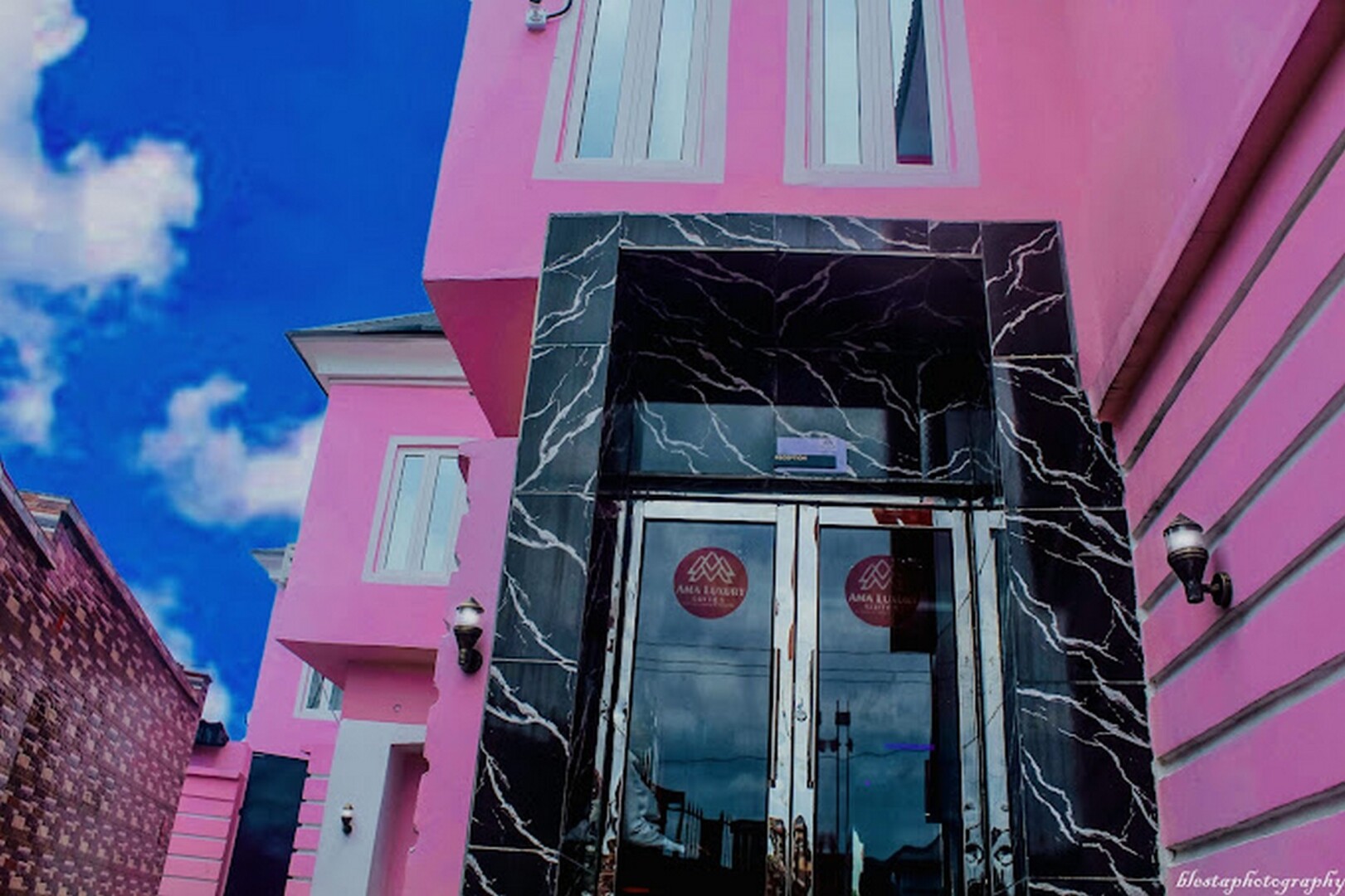 Hotel Ama Luxury Suites