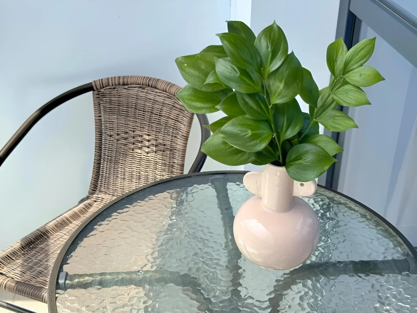 Апартаменты Яркая Студия с Видом на Море