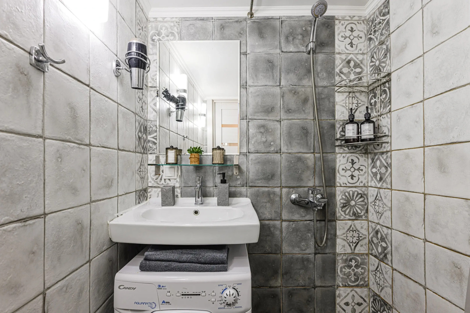 Квартира двухуровневый лофт в центре Петербурга