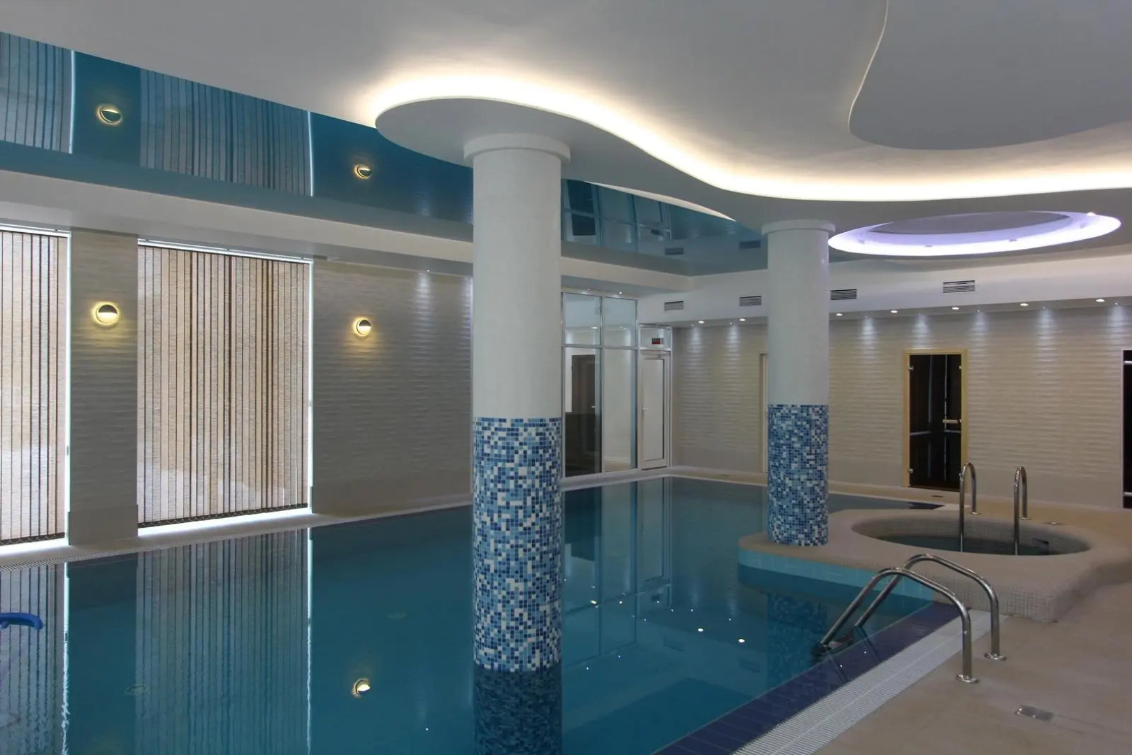 Отель Дрозды Клуб