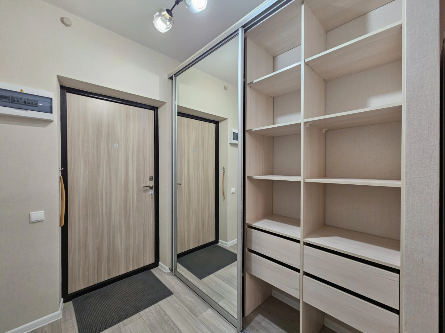 Квартира Уютная студия в тихом участке города