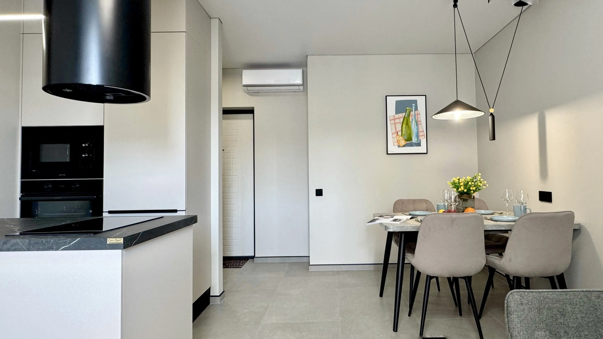 Апартаменты с балконом и видом на море  ЖК Фрукты 77 Я на Море