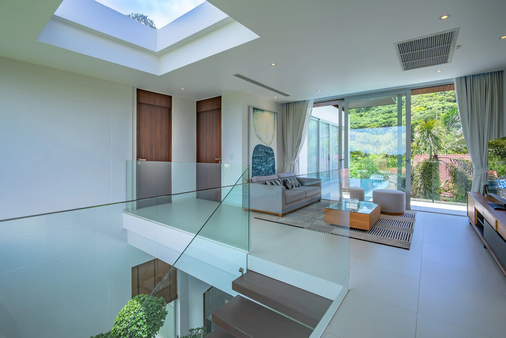 Вилла Luxury Infinity Pool Villa in Nai Harn