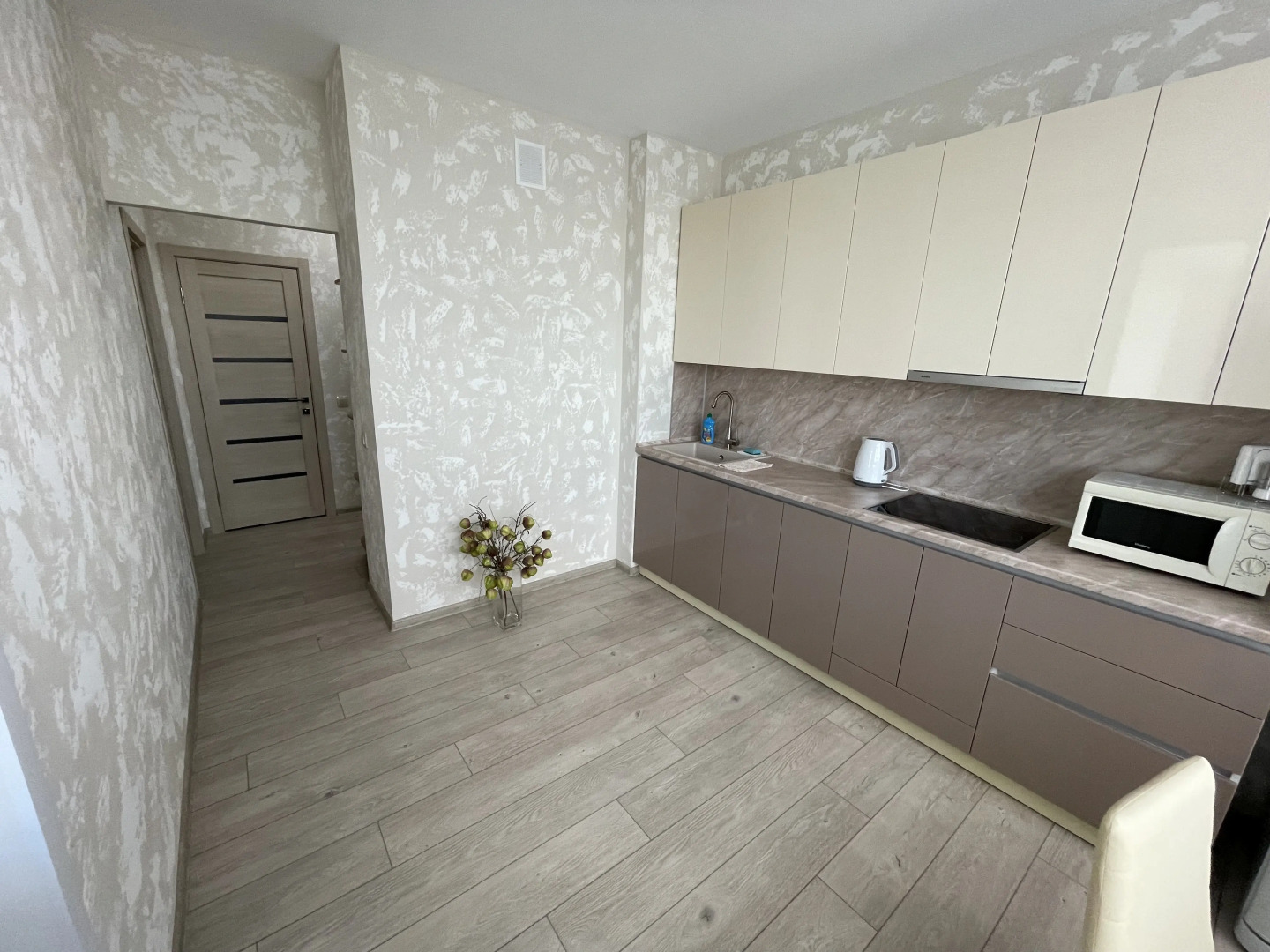 Апартаменты 1 Комнатные Возле Роял Парка