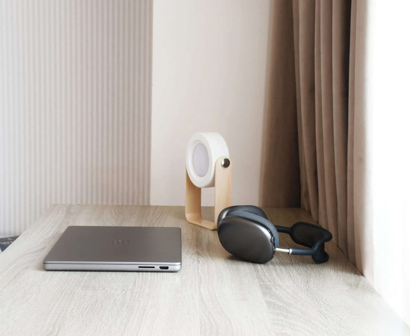 Апартаменты Stylish Gem Steps to Republic Square