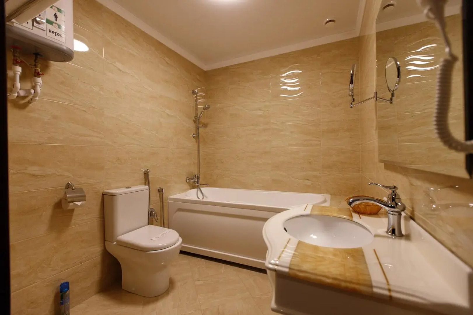 Отель Комильфо