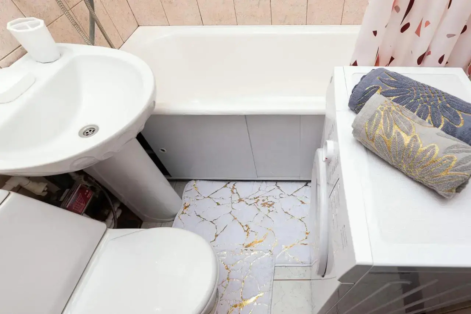 Квартира 1-ая Блюхера 4