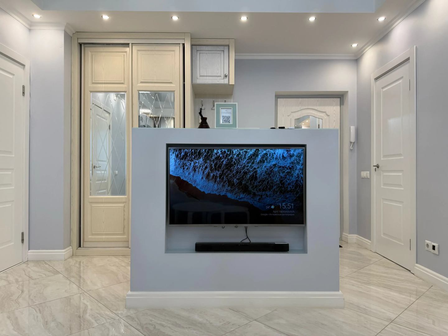 PK DESIGN - двухкомнатная квартира с отдельной спальней